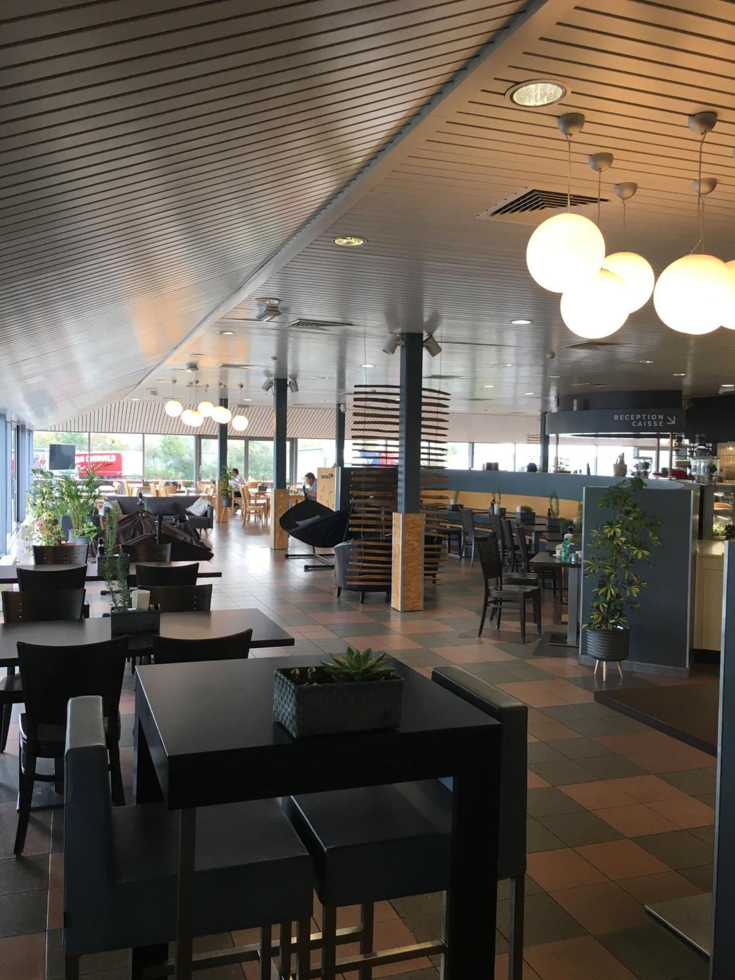 Totalenergies Frit Autentic Habay-La-Neuve Eksteriør billede